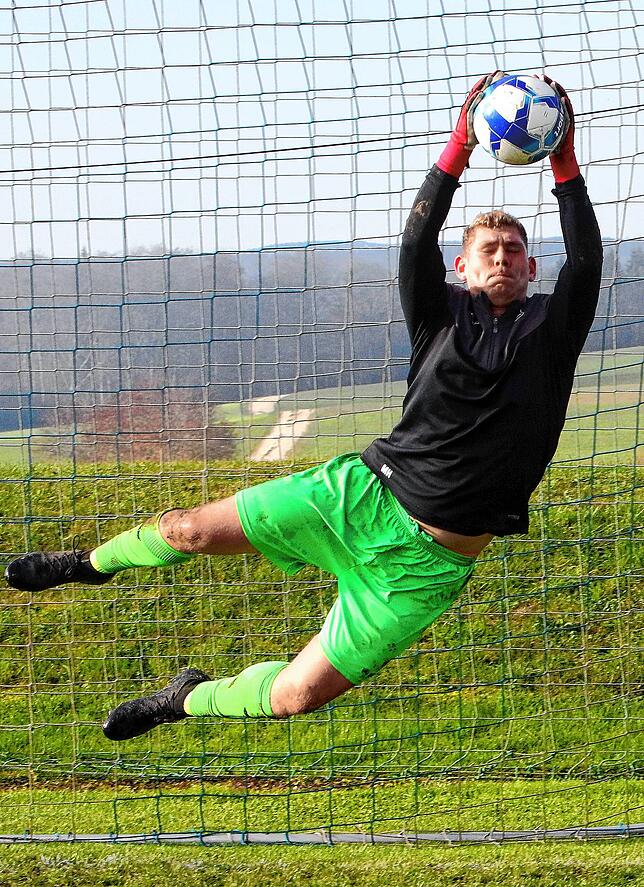 Bild 12: SG BAT/Kreeenh.-L. holt sich einen Punkt gegen SC Markdorf. Wir haben die besten Bilder!