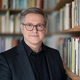 ARCHIV – 05.03.2021, Baden-Württemberg, Stuttgart: Frank Brettschneider, Inhaber des Lehrstuhls für Kommunikationswissenschaft an der ...
