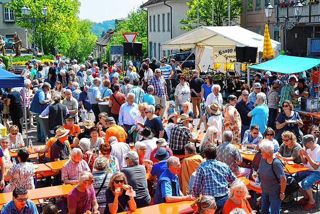 Auch das Dixiefest in Markdorf, das traditionell am ersten Maiwochenende stattfindet, lockte zahlreiche Besucher aus Nah und Fern an. ...