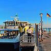 Das neue Elektroschiff &bdquo;Insel Mainau&ldquo; am Anleger in Unteruhldingen. Mitte September soll es voraussichtlich in Betreib ...