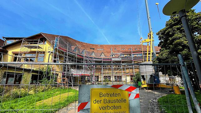 In mehreren Sanierungsetappen will die Waldorfschule ihr gut 35 Jahre altes Hauptgebäude energetisch ertüchtigen. Ziel ist am Ende eine ...