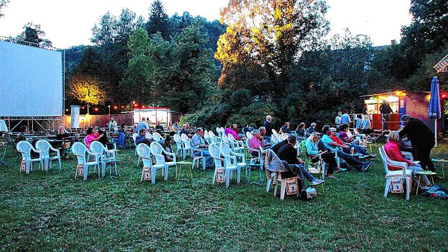Ein weiterer Versuch im Sommer 2021: Auf dem Gelände des Open-Air-Kinos des Singener Kulturzentrums Gems fanden 2020 auch andere ...