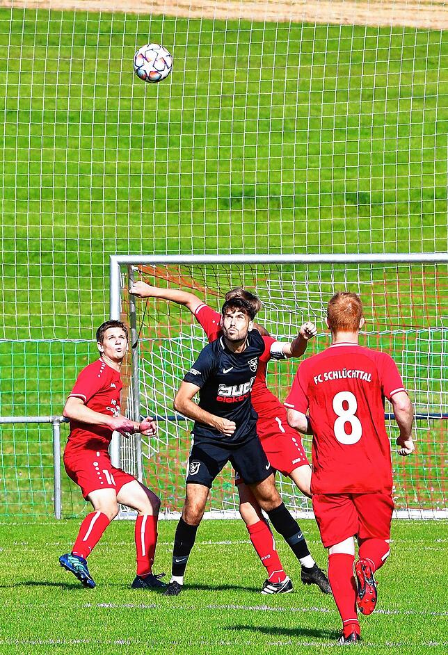 Bild 9: SV Buch gewinnt mit 1:0 beim Schlusslicht FC Schlüchttal &ndash; und wir haben die Bilder!