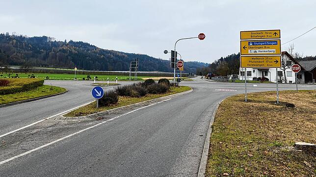 Die Klöberkreuzung ist im Vergleich zum Gewerbegebiet Henkerberg ein Unfallschwerpunkt. Teils wurden Menschen schon schwer bei den ...