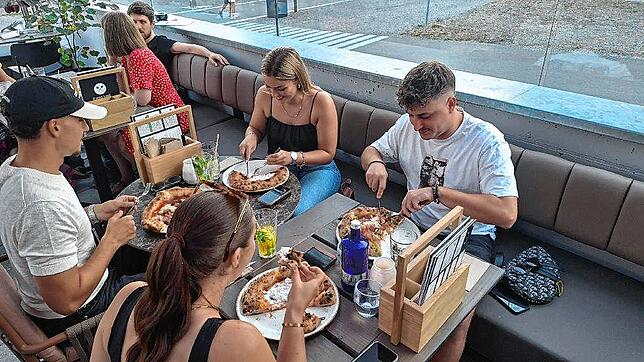 Bild 6: Neue Pizzeria 60 Seconds to Napoli in Konstanz: Bilder vom Eröffnungswochenende