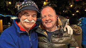 Der Petershausener Stefan Schober (rechts) bedauert das Aus von Michael Breuninger (links) sehr. Er will den Konstanzer Weihnachtsmarkt ...