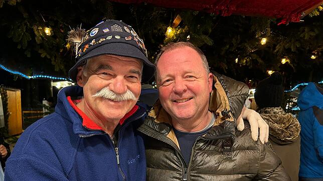 Der Petershausener Stefan Schober (rechts) bedauert das Aus von Michael Breuninger (links) sehr. Er will den Konstanzer Weihnachtsmarkt ...