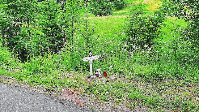 An dieser Stelle in der Vordertalstraße in Nußbach ereignete sich der Unfall, bei dem ein 27-Jähriger ums Leben kam. Man fand ihn erst ...