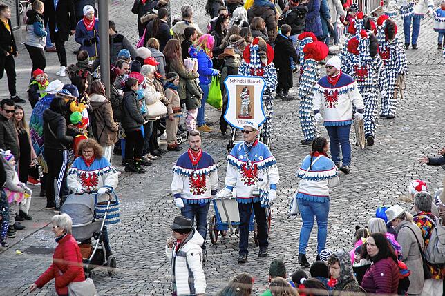 Bild 4: Bilder vom großen Kinderumzug in VS-Villingen am Schmotzigen &ndash; Teil 2