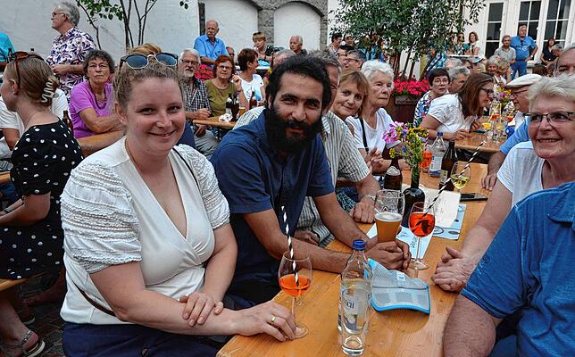 Bild 2: Five Senses rocken den Schlosshof in Markdorf – hier gibt es die schönsten Bilder