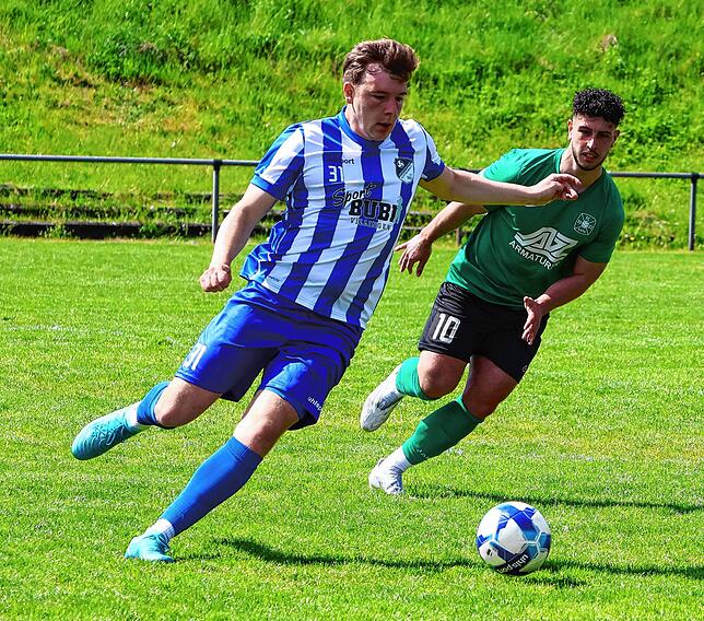 Bild 12: Der FC Kappel gewinnt mit 4:2 bei den Sportfreunden Schönenbach. Wir waren mit der Kamera dabei!