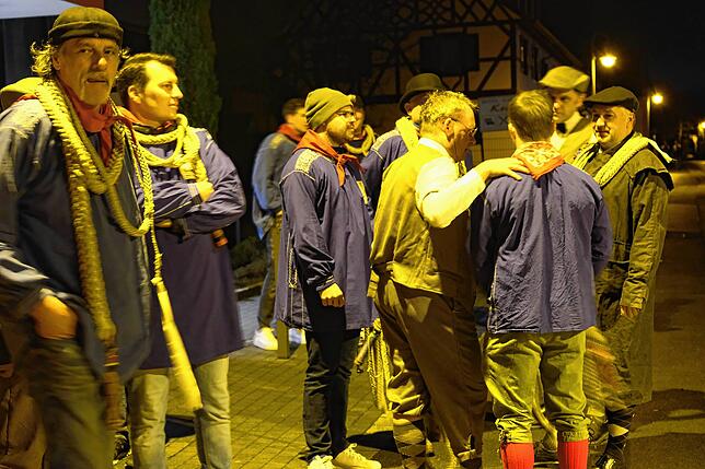 Bild 16: Frühmorgens startet der Schmotzige in Immenstaad und Kippenhausen