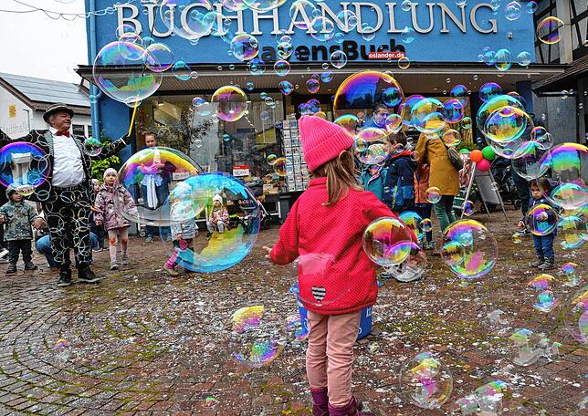 Bild 33: Die schönsten Bilder von der Kindermeile des Kindertheater-Festivals am Samstag – Teil 3