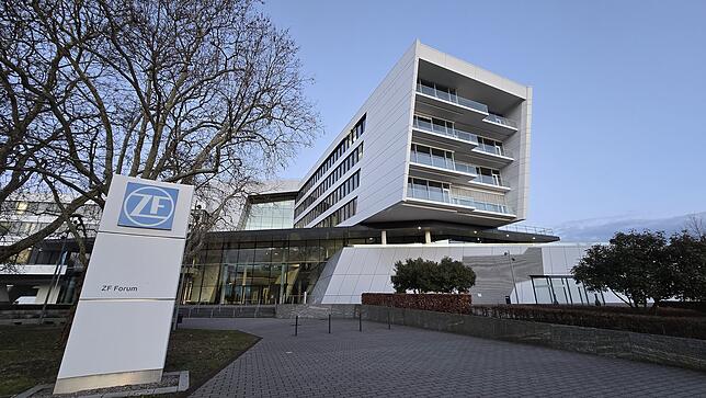 Das ZF-Forum in Friedrichshafen, die Konzernzentrale des Automobilzulieferers ZF Friedrichshafen AG.
