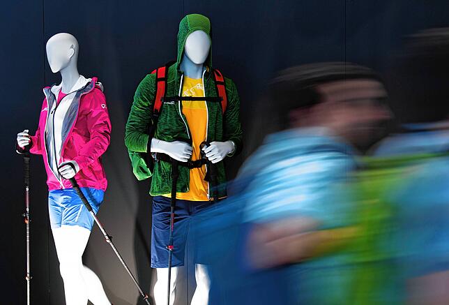 In Outdoorkleidung sind oftmals Ewigkeitschemikalien verarbeitet.
