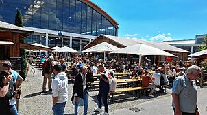 Bild : Chrom, knatternde Motoren und viel Nostalgie: So schön war die Klassikwelt Bodensee