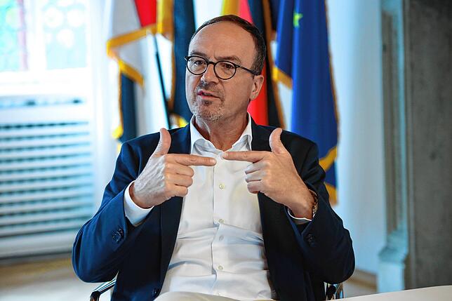 „Digitalisierung muss die Antworten geben auf die Wärme der Zukunft, die Energie der Zukunft, den Abfall der Zukunft, die ...