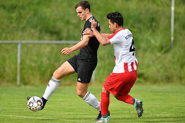 Bild 23: FC Tiengen 08 verliert beim VfR Bad Bellingen mit 1:8 &ndash; und wir haben die Bilder!