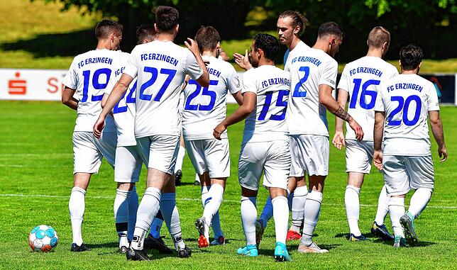 Bild 1: FC Erzingen besiegt den FC Schlüchttal mit 4:0 &ndash; und wir haben Bilder!