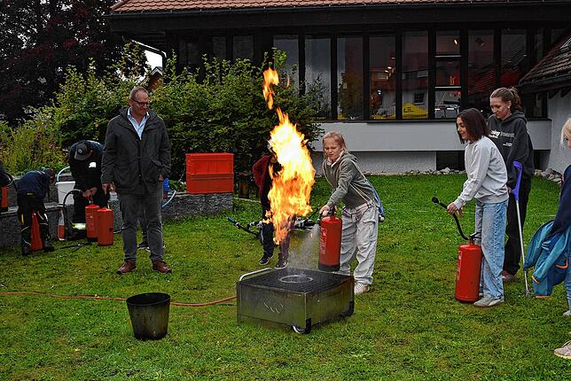 Bild 23: Feuerwehrabteilung Birkendorf: Vierter Aktionstag des Rettungswesens mit buntem Programm