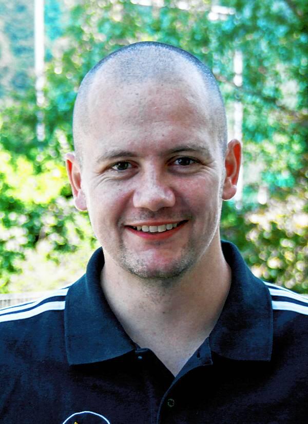 Thorsten Kratzner: „Steigen, wie in Schleswig-Holstein, sogar zwei Clubs pro Spielklasse auf, ergäbe das in der Saison 2020/21, ...