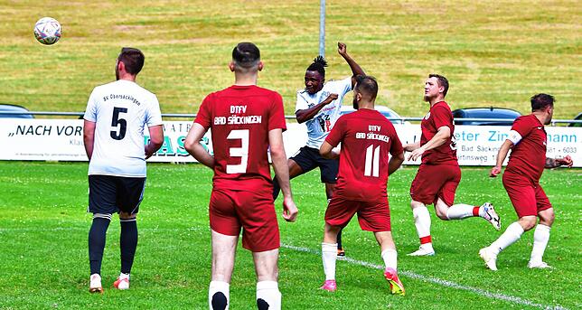 Bild 36: SV Obersäckingen zieht mit 4:0 gegen DTFV Bad Säckingen in die Pokalserie ein – wir haben Bilder!