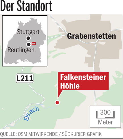 Bild 3: Nach der aufwendigen Rettung von zwei Männern aus der Falkensteiner Höhle hinterfragen Helfer deren Ausrüstung
