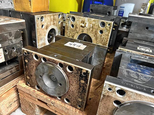 Werkzeuge für die Maschinen bei der Firma KHP Prototyping. Jährlich verlassen rund 500.000 Teile das Kleinunternehmen aus Niedereschach.