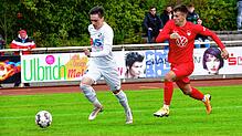 Matchwinner: Bruno Golic (links auf dem Archivbild, gegen Tiengens Marius Granacher) war an drei der vier Tore des FC Erzingen beim 4:1 ...
