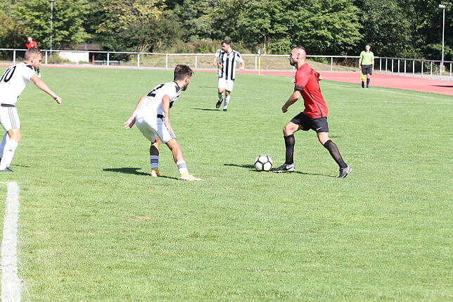 Bild 2: SV 08 Laufenburg feiert Kantersieg gegen den FSV Rheinfelden &ndash; und wir haben die Bilder!