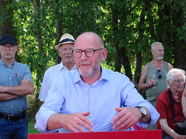 Erst kürzlich war Verkehrsminister Winfried Hermann auf der Räuberbahn unterwegs.