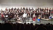 Misatango in der Aula des Campus Salem mit dem Madrigalchor Überlingen, dem Chor der Landesregierung Düsseldorf sowie der ...