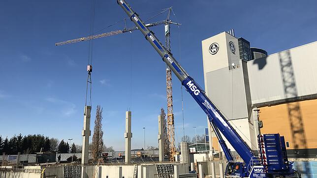 Großbaustelle Weber Automotive: Noch im vergangenen Jahr hatte das Unternehmen mit dem Bau einer neuen Produktionshalle in Markdorf ...
