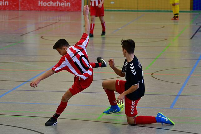 Bild 28: U15 des FV Lörrach-Brombach macht durch ein 8:1 gegen den FC Tiengen 08 den Gruppensieg klar