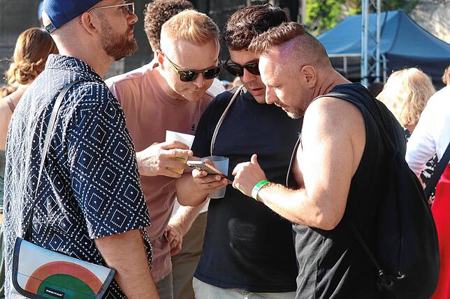 Bild 19: Anita Hofmann und viele andere Schlagerstars: Bilder vom Abschluss des Sound Beach Festivals in Überlingen
