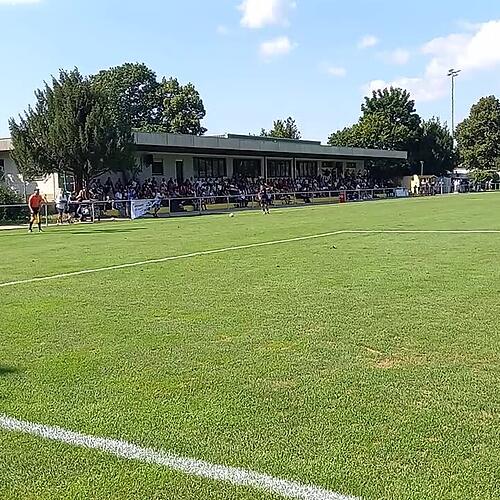 erneute Kopfballchance für TSV