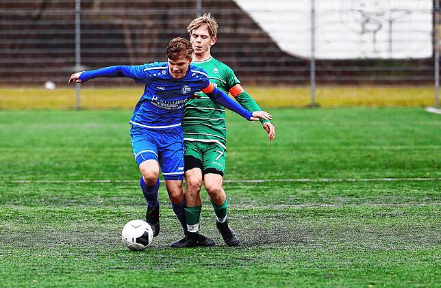 Bild 9: Die besten Bilder der Partie zwischen den B-Jugendteams des FC Radolfzell und der DJK Villingen
