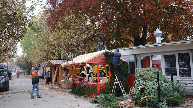Der Konstanzer Adventsmarkt befand sich vergangene Woche noch im Aufbau. Am Donnerstag, 18. November, eröffnet er für die Besucher ...