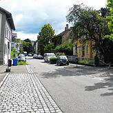 Die Otto-Raggenbass-Straße im Stadtteil Stadelhofen.