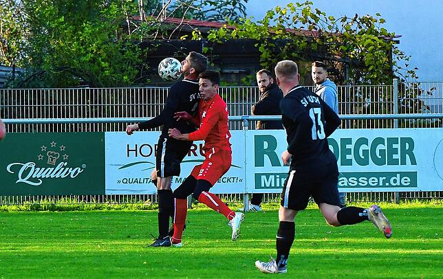Bild 19: SV Buch siegt mit 2:0 beim enttäuschend auftretenden SV Jestetten &ndash; und wir haben die Bilder!