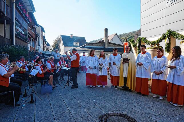 Bild 26: So schön war die Glockenweihe