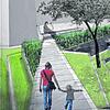 Für die zwischen Rappensteinhalle (links) und dem Neubau der Hans-Thoma-Schule über den Pausenhof geplante Passerelle könnte trotz ...