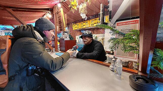 Bild 7: SÜDKURIER-Hincooker Andi Schuler backt für Konstanzer Tafel - alle Bilder