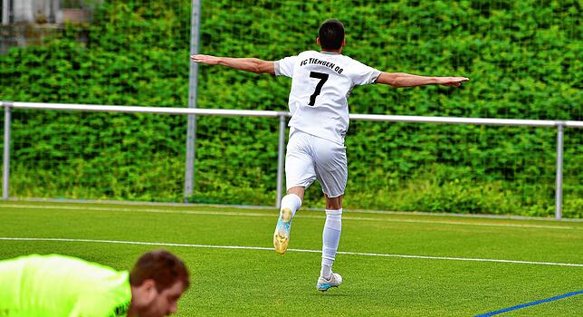 Bild 33: FC Tiengen 08 II beim 9:0 gegen SV Jestetten II weiter auf Titelkurs &ndash; und wir haben Bilder!