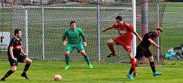 Bild 6: VfR Bad Bellingen fegt den FC Rot-Weiß Weilheim mit 9:0 vom Platz &ndash; und wir haben Bilder!