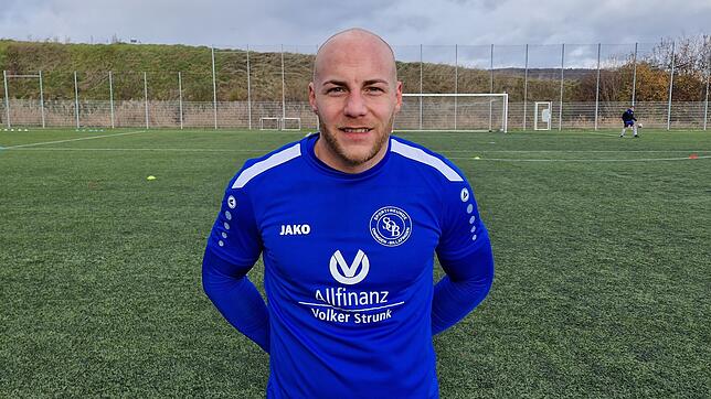 Dennis Sutera sorgte mit dem vierten Tor der Spfr Owingen-Billafingen für das erlösende 4:2 gegen die DJK Konstanz/KN-Egg.