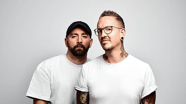 Christopher Seiler (links) und Bernhard Speer kommen am 5. Juli zum Markodrf Open Air auf den Marktplatz.