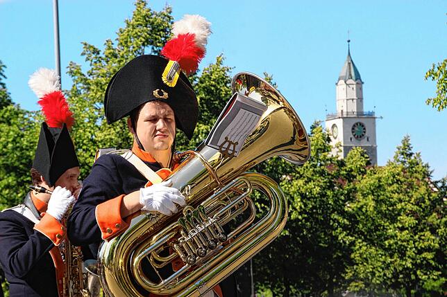 Die Stadtkapelle und der Münsterchor sorgen für den richtigen Ton bei der Schwedenprozession.