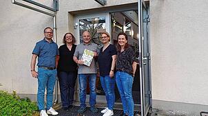 Vorstand des Fördervereins Pro Kids lädt zum Verschenkemarkt am Samstag, 10. Mai, auf dem Gelände der Hans-Thoma-Schule in Laufenburg ...