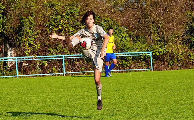 Bild 4: Der TuS Stetten siegt beim FV Degerfelden deutlich mit 7:1 &ndash; und wir haben die Bilder!
